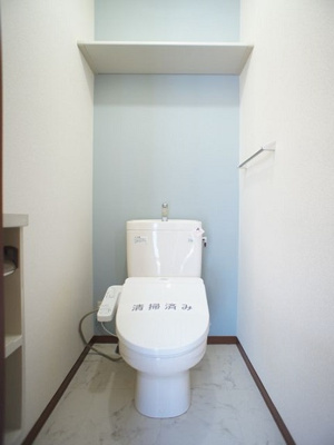 【トイレ】 | ヴィヴァーチェＡ | 温水洗浄暖房便座機能付きです♪