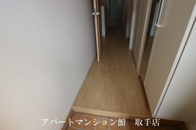 サニーサイトS の玄関