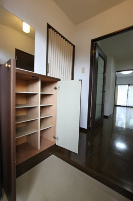 【玄関】 | エスポワール河原町