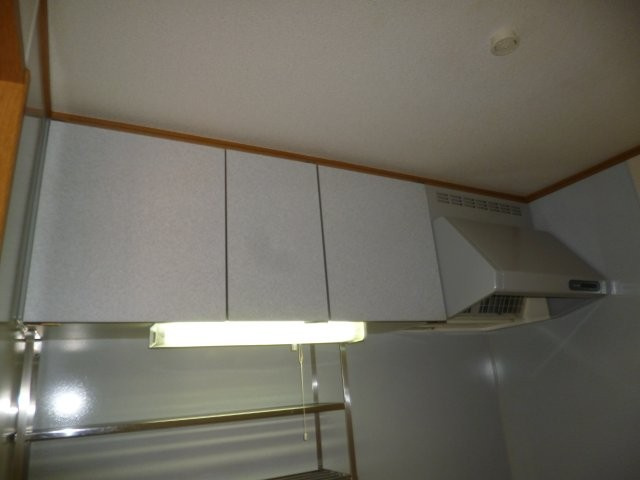 アップフィールドのキッチン|キッチン上収納