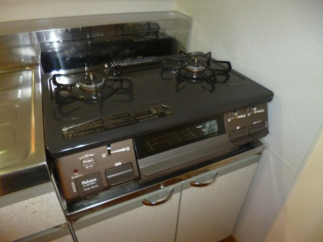 アップフィールドのキッチン|2口ガスコンロ（残置）