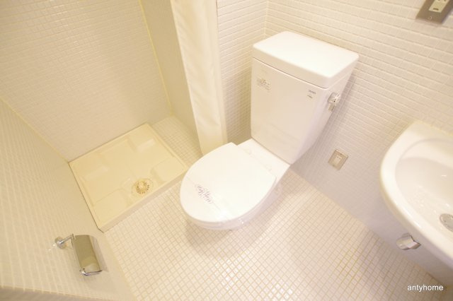 シーズアパートメント中之島　仲介手数料無料のトイレ