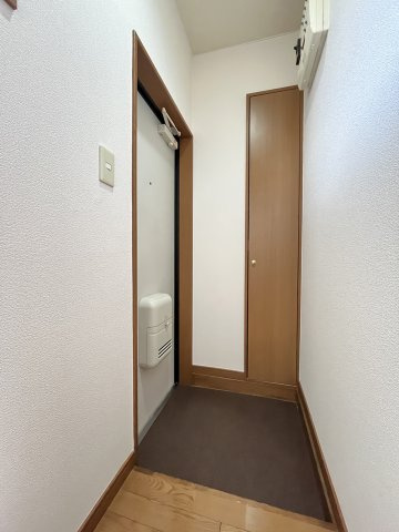 【玄関】