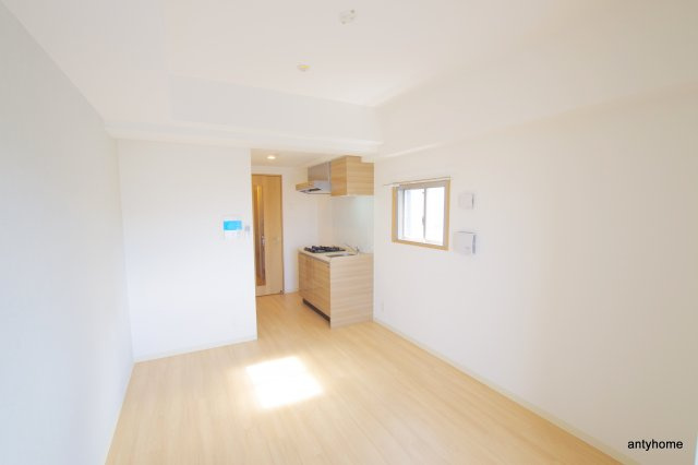 JMFレジデンス大阪福島(旧:アクセリス大阪福島)　仲介手数料無料の居間・リビング