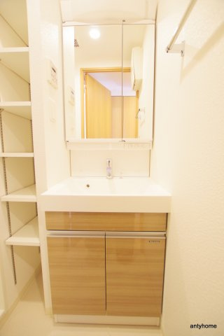 JMFレジデンス大阪福島(旧:アクセリス大阪福島)　仲介手数料無料の洗面所