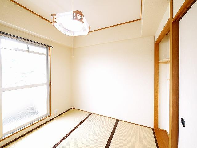 ファミール聖和の和室|趣のある和室です