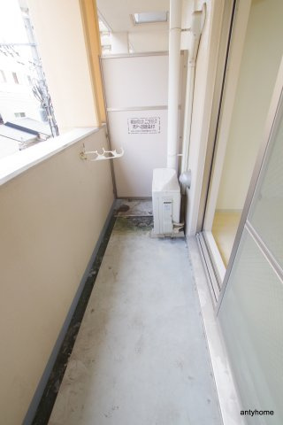 ドゥーエ本庄　仲介手数料無料のバルコニー