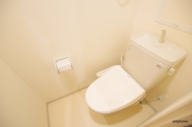 ドゥーエ本庄　仲介手数料無料のトイレ