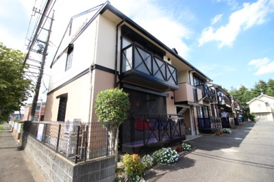  | パークスクエア | 日当り良く明るい外観