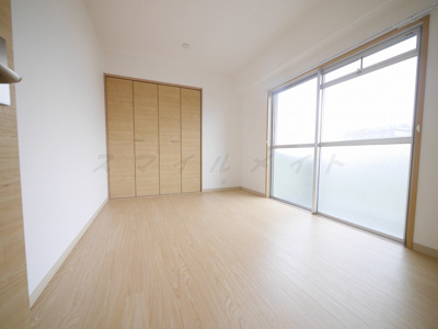 【洋室】 | リバージュ湘南