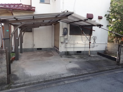【駐車場】 | 柚野邸 | 駐車場１台込み！