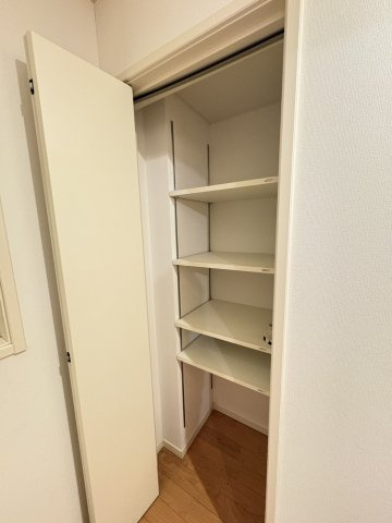 ファビュラス市川 Aの収納