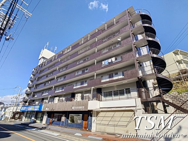 ロイヤルハイツさつき丘の外観