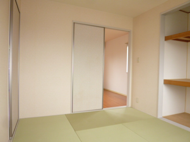 ＳＵＮ　ＰＡＲＫの寝室|和室