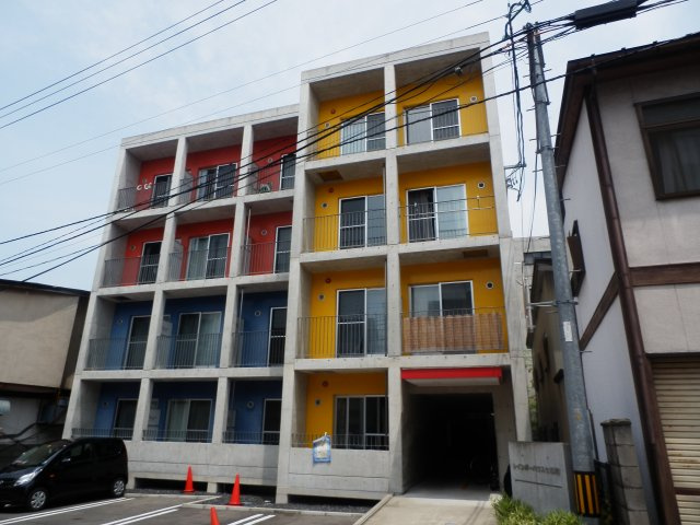 レインボーハウス七日町