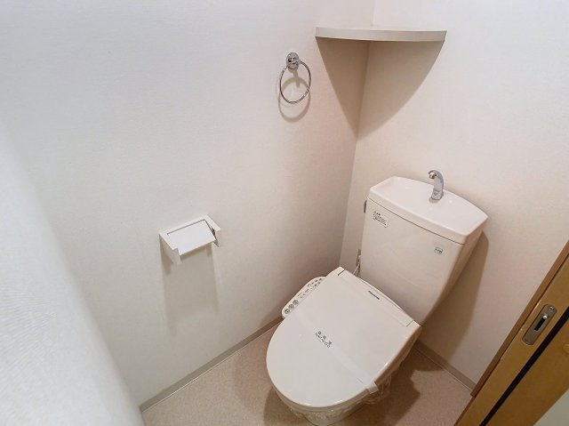 レインボーハウス七日町のトイレ|※同タイプサンプル写真