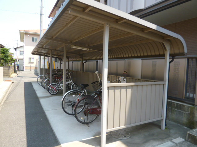 ソレイユ水江のその他共用部分|自転車置き場