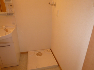 【その他】 | ソレイユ水江 | 洗濯機置き場