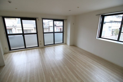 【居間・リビング】 | シャトラン久保