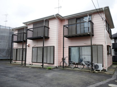 【外観】 | 高林テラスハウス | 外壁塗替えで明るくきれいになりました