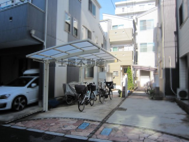 板橋区本町中古一戸建ての外観