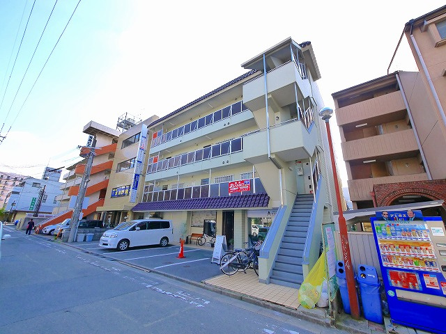 澤井ビル(芝辻町)の外観