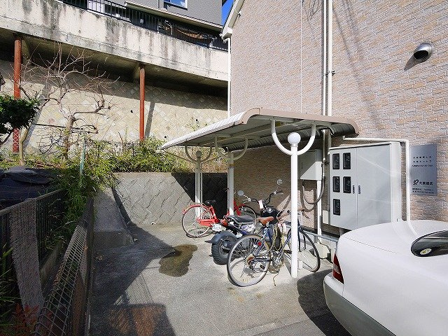 ラッフィナートA（疋田町）のその他共用部分|自転車置場