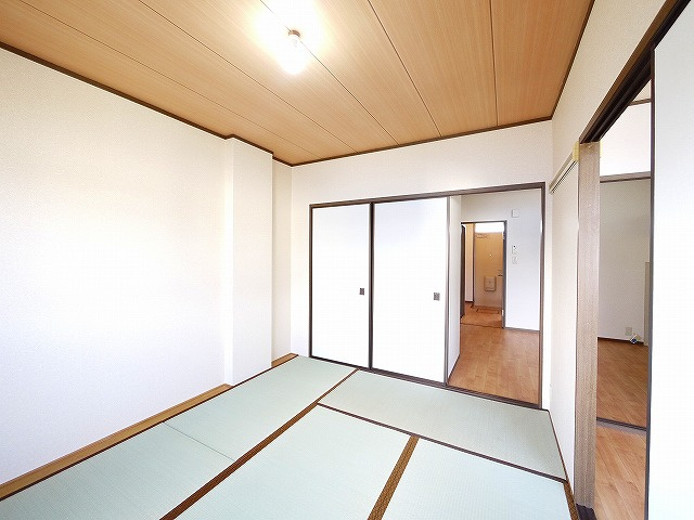 エクレール大安寺の和室|和室ならではの温かな和の空間で寛ぎの時間を過ごせます