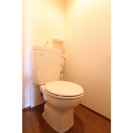 【トイレ】 | ＣＯＺＹ　ＨＯＵＳＥ　Ｒｙｕ | 「ＣＯＺＹ　ＨＯＵＳＥ　Ｒｙｕ」反転イメージ