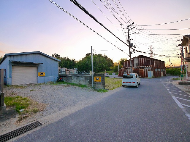 木津川市市坂事務所の周辺