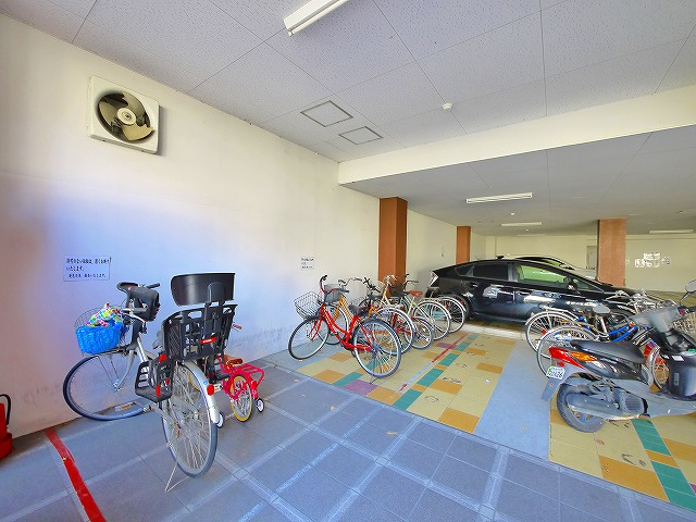 中大路ビル（北）のその他共用部分|自転車置き場が設置です。