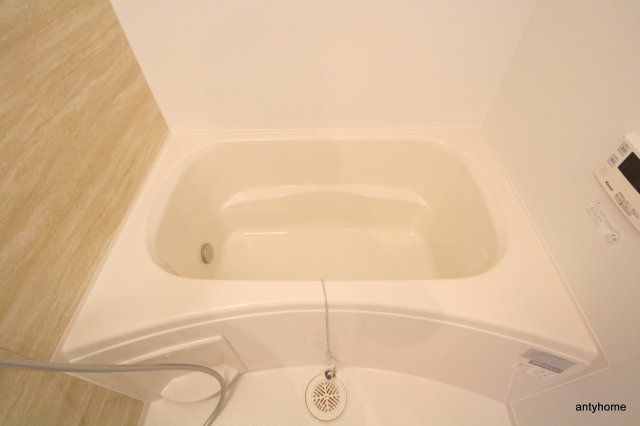 ラ　ヴィータ西梅田の浴室