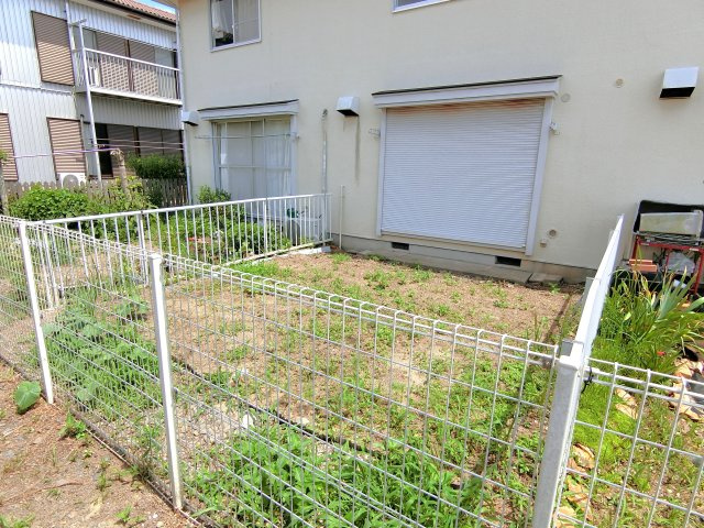 コーポジュンの庭