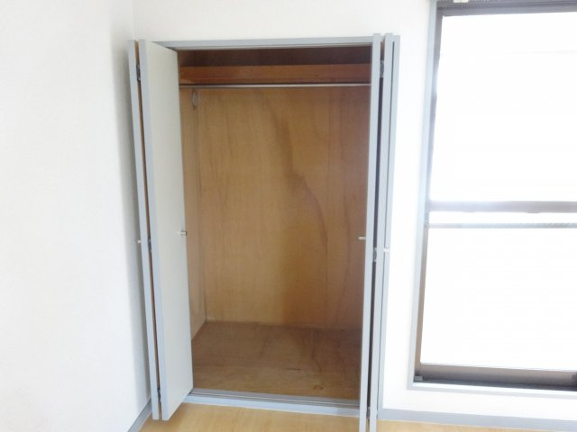 大仲売布メゾンドムールの収納