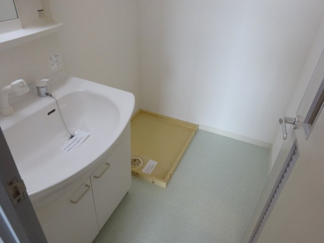 大仲売布メゾンドムールの洗面所