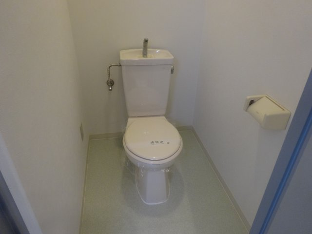 大仲売布メゾンドムールのトイレ