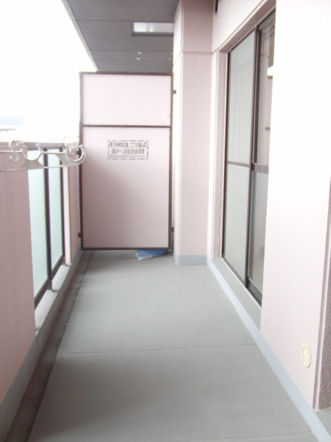 セゾン木川のバルコニー