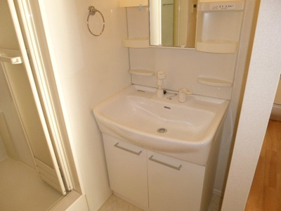 【独立洗面台】 | プレジール三宅Ａ | シャンプードレッサー