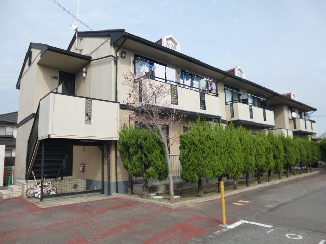 都窪郡早島町前潟のアパートの外観