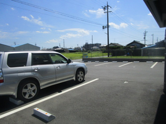 【駐車場】 | ル・リオン天王