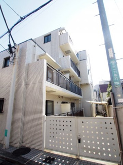【外観】 | マンション裏側にも扉有り