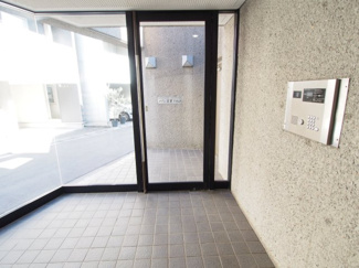 【エントランス】 | エントランスにはオートロックが付いて安心