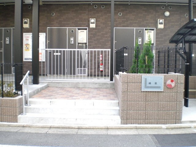 【エントランス】 | ラグーザ馬事公苑