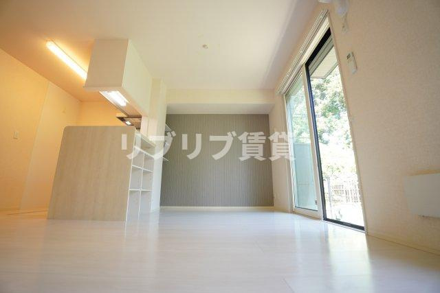 バードネイチャー　A棟の居間・リビング