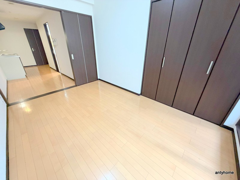 大阪市北区東天満１丁目の賃貸マンションの玄関