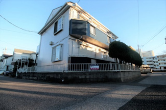 【外観】 | 閑静な住宅街　バス・トイレ別物件です♪1ヶ月家賃無料！