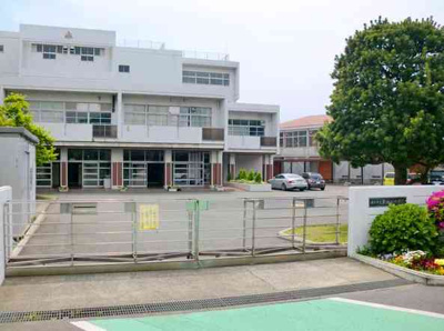 【周辺】 | トーアビル | 栗田谷中学校