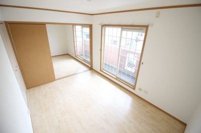 【寝室】 | ポンデュガール