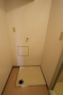 【洗面所】 | パークハイツ東口 | 洗濯機置場