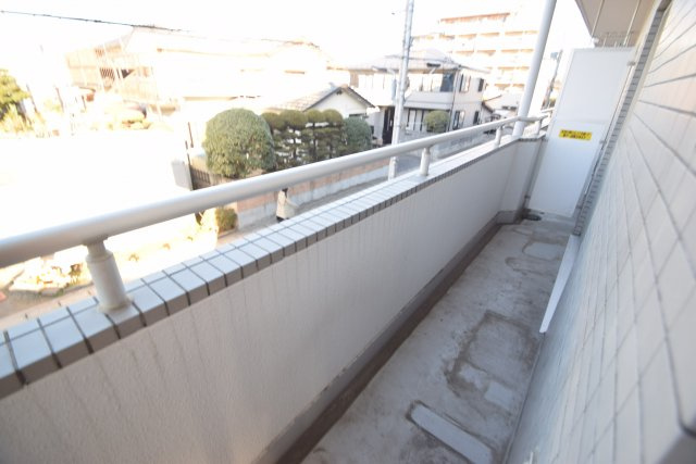 クレール市川のバルコニー|明るいベランダ 